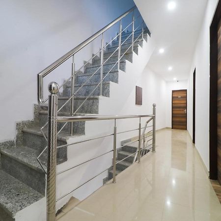 Spot On Hotel Supriya Виджаявада Экстерьер фото