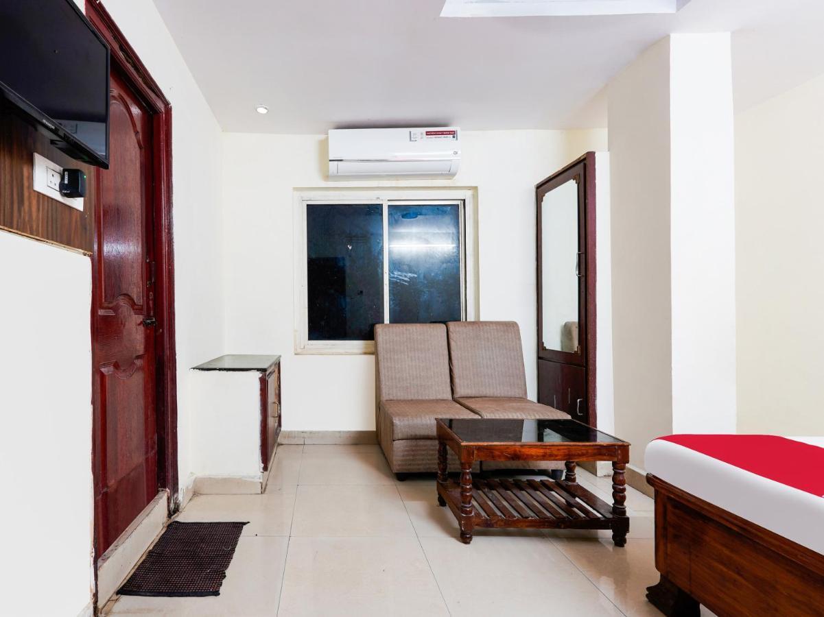 Spot On Hotel Supriya Виджаявада Экстерьер фото