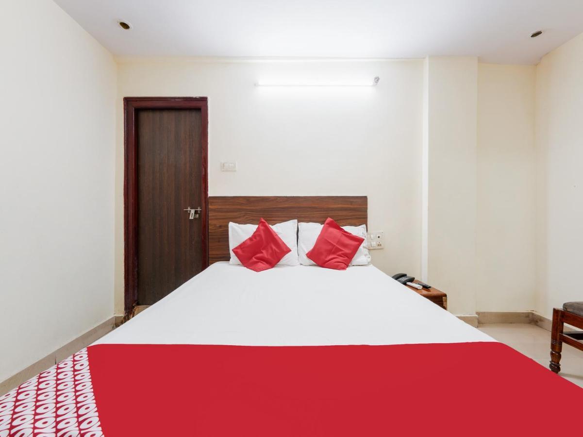 Spot On Hotel Supriya Виджаявада Экстерьер фото